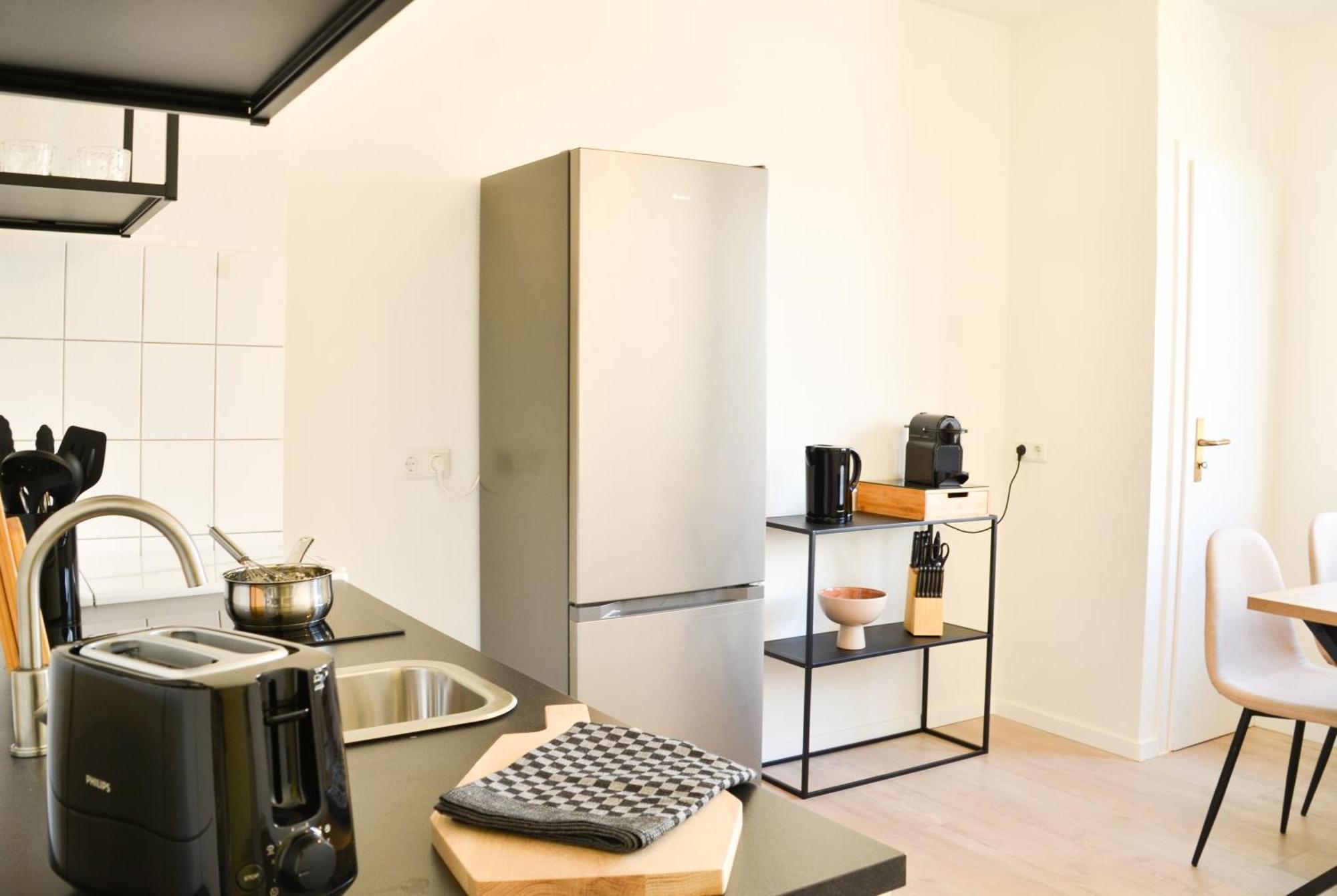 Milpau Bottrop 2 - Modernes Und Zentrales Premium-Apartment Fuer 4 Personen Mit Queensize-Bett Und Einzelbetten - Netflix, Nespresso Und Smart-Tv Buitenkant foto
