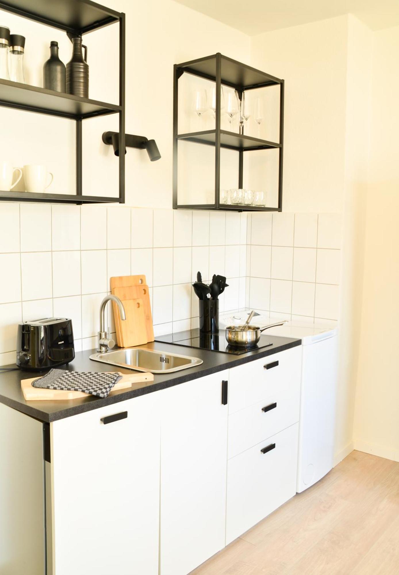 Milpau Bottrop 2 - Modernes Und Zentrales Premium-Apartment Fuer 4 Personen Mit Queensize-Bett Und Einzelbetten - Netflix, Nespresso Und Smart-Tv Buitenkant foto